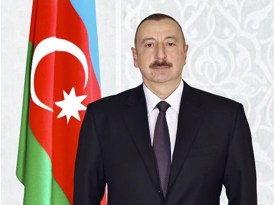 В Азербайджане еще на год продлили полное страхование вкладов