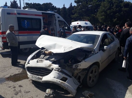 Qadınlar qəza törətdi - Xəsarət alan var (FOTO)