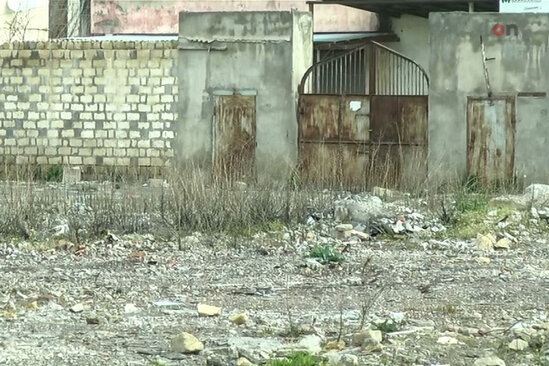 İcra başçısı əhaliyə verdiyi vədi yerinə yetirmir - sakinlər ayağa qalxdı/ FOTOLAR