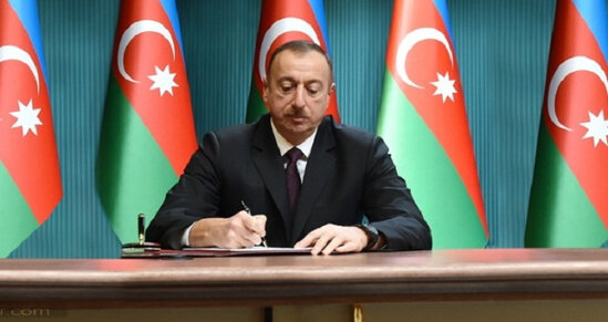 Prezident Şirməmməd Hüseynovun vəfatı ilə bağlı nekroloq imzaladı