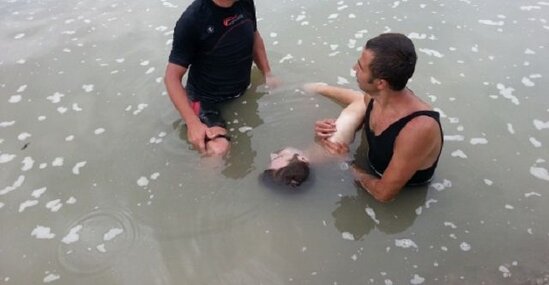 Azərbaycanda dənizdə batan 2 gəncin kimliyi BƏLLİ OLDU