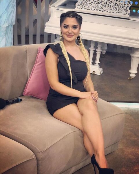 Elnarə Xəlilova görün hansı məşhurun bacısı qızı çıxdı - İLK DƏFƏ AÇIQLANDI - FOTO