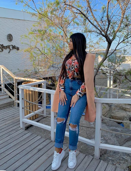 Bu da Roza Zərgərlinin qızının ŞƏKİLLƏRİ