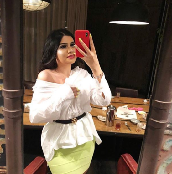 Bu da Roza Zərgərlinin qızının ŞƏKİLLƏRİ