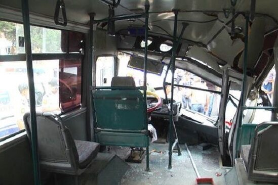 Bakıda 2 sərnişin avtobusu toqquşdu - FOTO