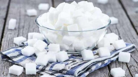 Hər gün istifadə etdiyimiz AĞ ZƏHƏR: Qənd vasitəsilə bizi zəhərləyən kimdir? - ARAŞDIRMA