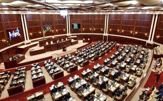 Parlament "Məşğulluq haqqında" qanuna dəyişiklikləri təsdiqlədi