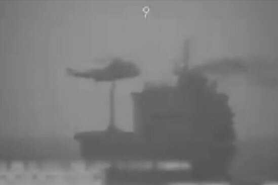 ABŞ İran donanmasının tankerini girov götürdü