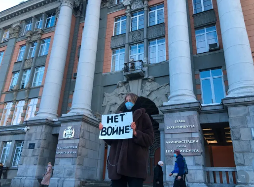 Rusiya ayağa qalxdı: MÜHARİBƏYƏ YOX! - FOTOLAR