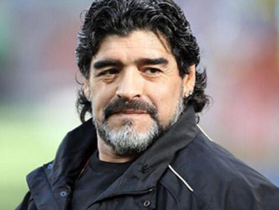 Əfsanəvi futbolçu Maradona vəfat etdi-VİDEO