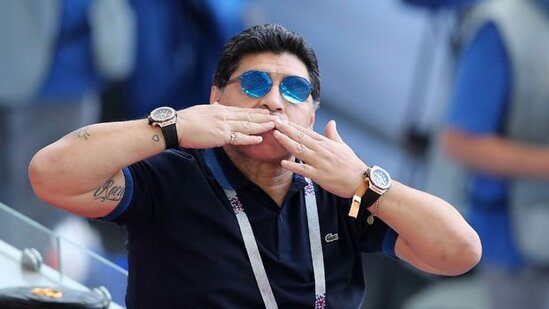 Maradonanın iki saat taxmasının sirri açıldı – FOTO