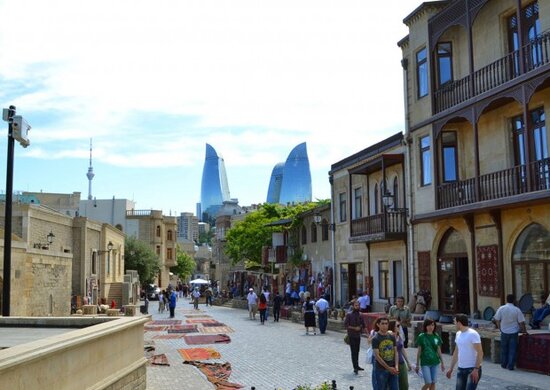 Azərbaycana turist axını AZALIB