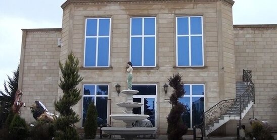 Toy dayandırıldı, restoran sahibi 4 min cərimələndi - FOTOLAR