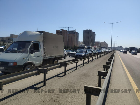 Bakı-Sumqayıt yolunda iki yük avtomobili toqquşdu - FOTO