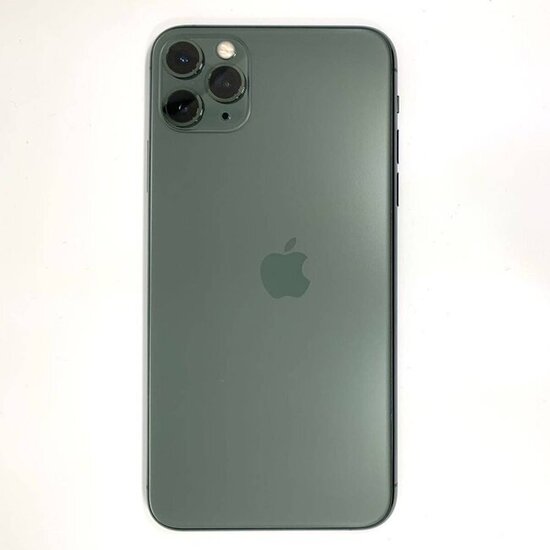 Nadir deffekti olan bu "iPhone" 2700 DOLLARA SATILDI - FOTO