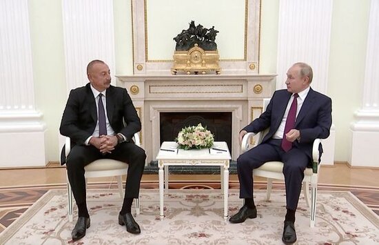 İlham Əliyev Rusiyaya gedib, Vladimir Putinlə görüşü başlayıb - YENİLƏNİB + FOTO