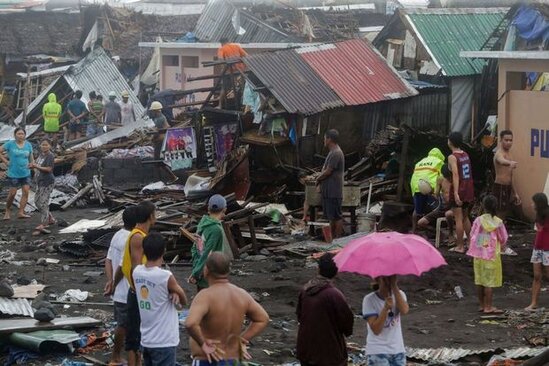 Filippində qasırğa 17 nəfərin ölümünə səbəb oldu