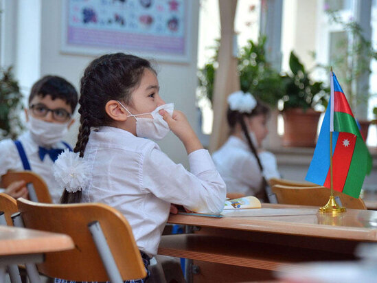 Məktəbə getməyən şagirdlər necə təhsil alacaq? - RƏSMİ CAVAB