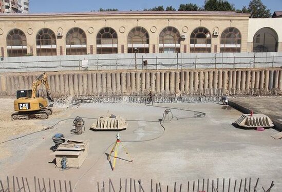 Bakıda yeni metro stansiyasının inşasına başlanıldı - FOTO