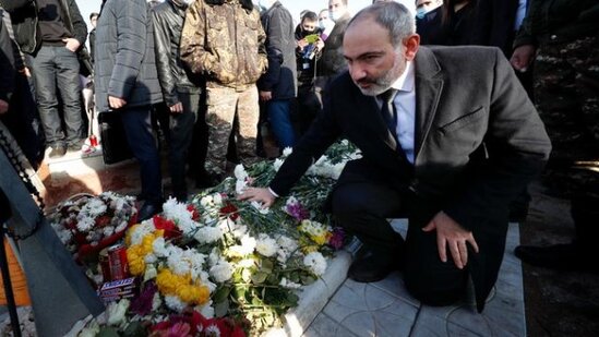 "Ölənləri ziyarət edib, digər tərəfdə də valideynlərini sürüyürlər"