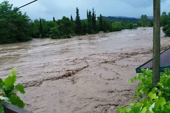 Balakən və Zaqatalaya sel gəlib - FAKTİKİ HAVA