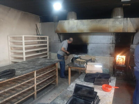 Çörək sexində iyrənc mənzərə - FOTO