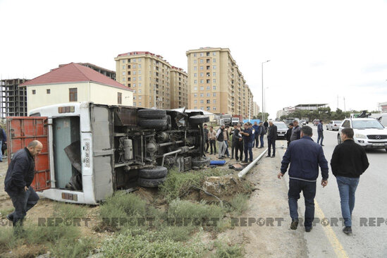İçi sərnişin dolu avtobus aşdı, yaralılar var - FOTO