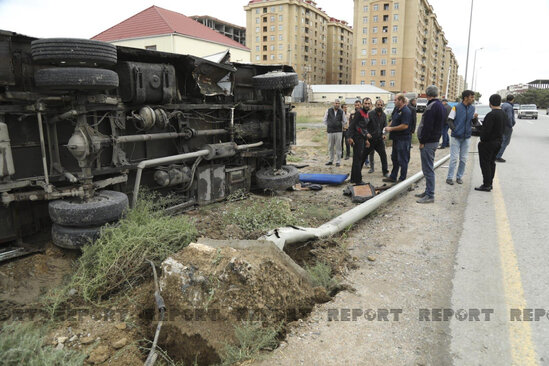 İçi sərnişin dolu avtobus aşdı, yaralılar var - FOTO