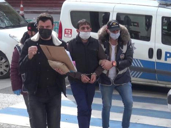 Gözdən əlil atadan inanılmaz hərəkət - 14 yaşlı qızına 24 bıçaq vurdu