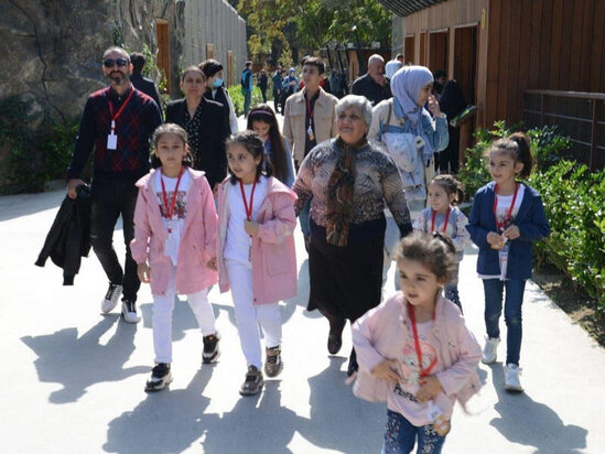 Bakı Zooloji Parkının ilk ziyarətçiləri şəhid övladları və uşaq evlərinin sakinləridir