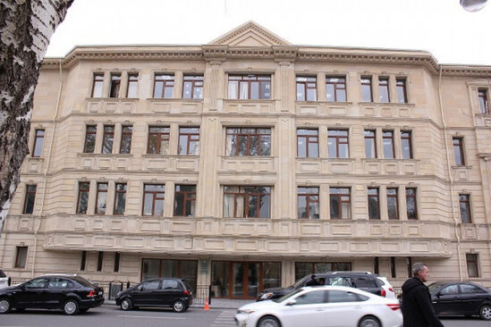 Bakıda daha bir məktəbin 3 sinfi distant təhsilə keçdi