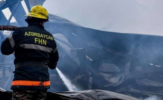 Bakıda daha bir yanğın olub: Zəhərlənən var