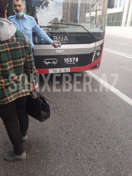 Bakıda daha bir QƏZA: Avtobus minik avtomobili ilə TOQQUŞDU