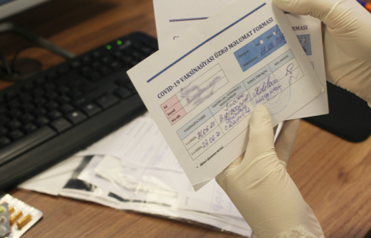 DİN saxta COVID-19 pasportu alanlara xəbərdarlıq edib - VİDEO