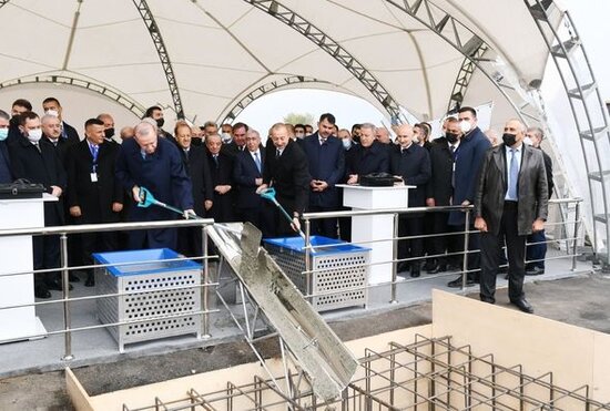 Prezidentlər Zəngəzur Dəhlizində yeni yolun təməlini qoydular - FOTO