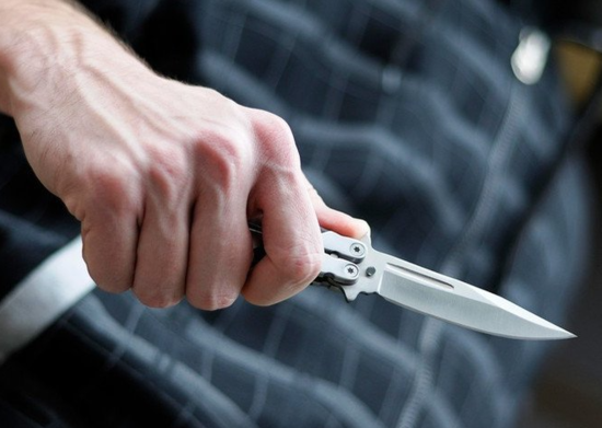 Bacısını öldürüb sevgilisini bıçaqlayan şəxsə hökm oxundu