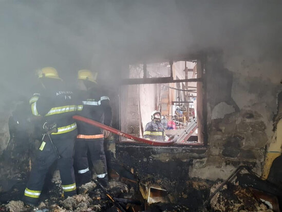 Bakıda evdə partlayış olub, yaralananlar var