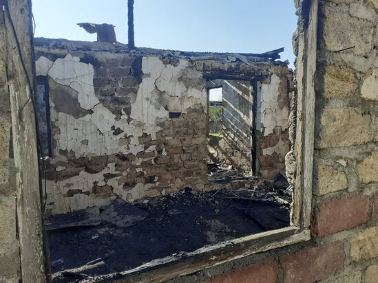 Azərbaycanda bir ailənin məhv olduğu dəhşətli yanğının təfərrüatları - FOTO/VİDEO