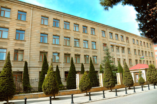 Təhsil idarəsi vətəndaş qəbulunu DAYANDIRDI