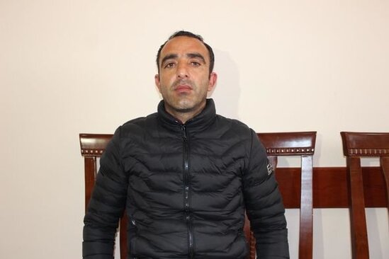 Balakəndə kişi sevgilisiylə əlbir olub həkimin evindən oğurluq edib - FOTO