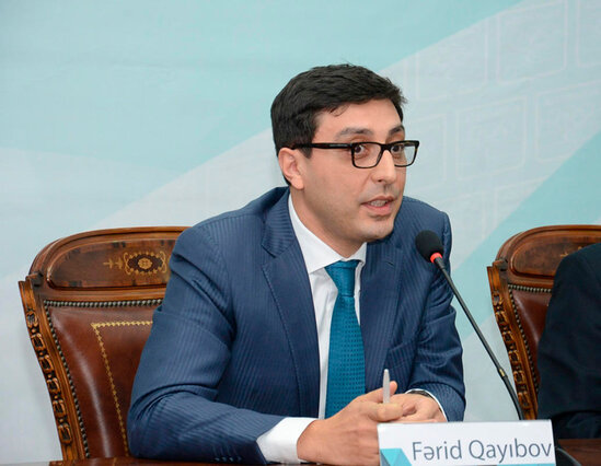 Nazir özünə müşavir təyin etdi