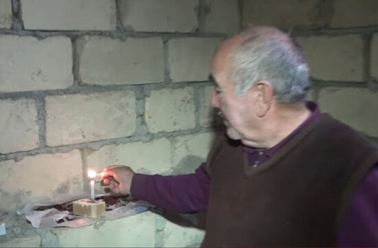 İşıqsız qalan Qızılqaya sakinləri aydınlığa çıxacağı günü gözləyirlər - VİDEO
