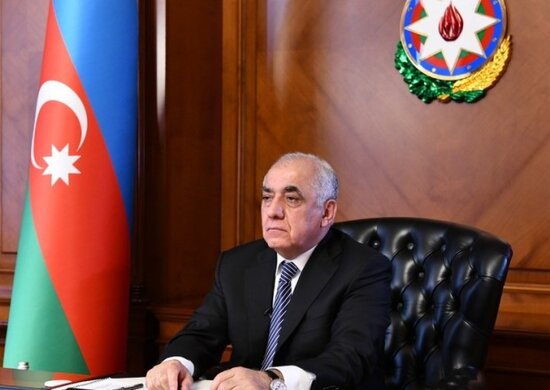 Əli Əsədov nazirləri topladı - FOTO