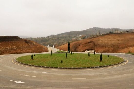 İlham Əliyev və Mehriban Əliyeva Şuşa şəhərinə səfərə gediblər - FOTO