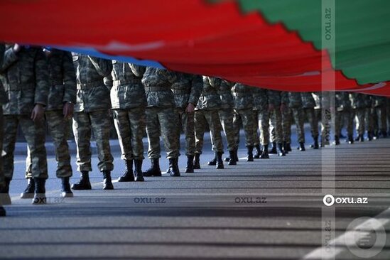 Bakıda Zəfər yürüşü başladı