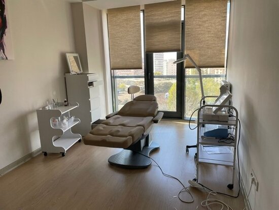 Saxta botoks iynəsi vurmaq istədilər - Polis imkan vermədi - FOTO