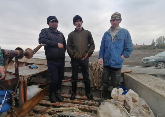 Qanunsuz balıq ovlayan 20 nəfər saxlanıldı - FOTOLAR