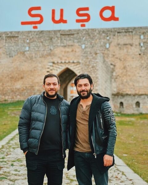 Şuşada "Nə oldu, Paşinyan?!" deyən türk aktyor əslən azərbaycanlı imiş