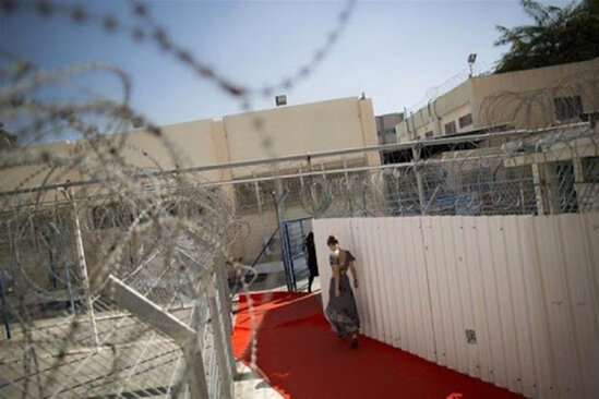 Məşhur müğənnidən anası ilə bağlı ŞOK TƏLƏB: Həbsxanaya göndərin