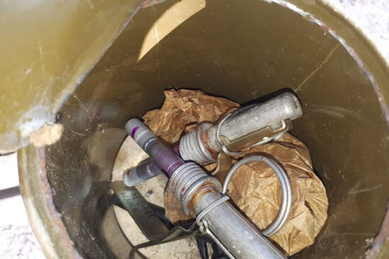 Ermənilərə məxsus fosforlu mərmilər tapıldı - VİDEO